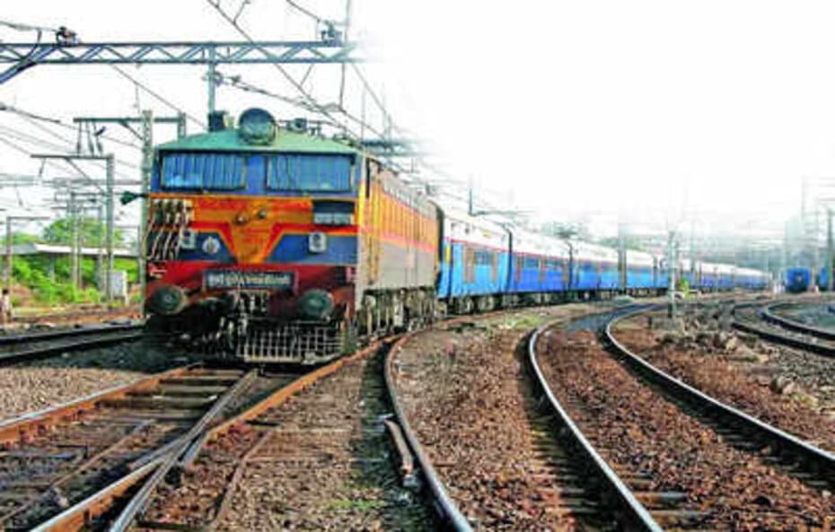 Rail passenger gets Rs 25,000 in damages for waterless toilet